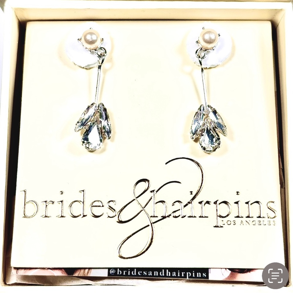 Stunning Silver & Pearl Drop Earrings Bridesmaids NWT